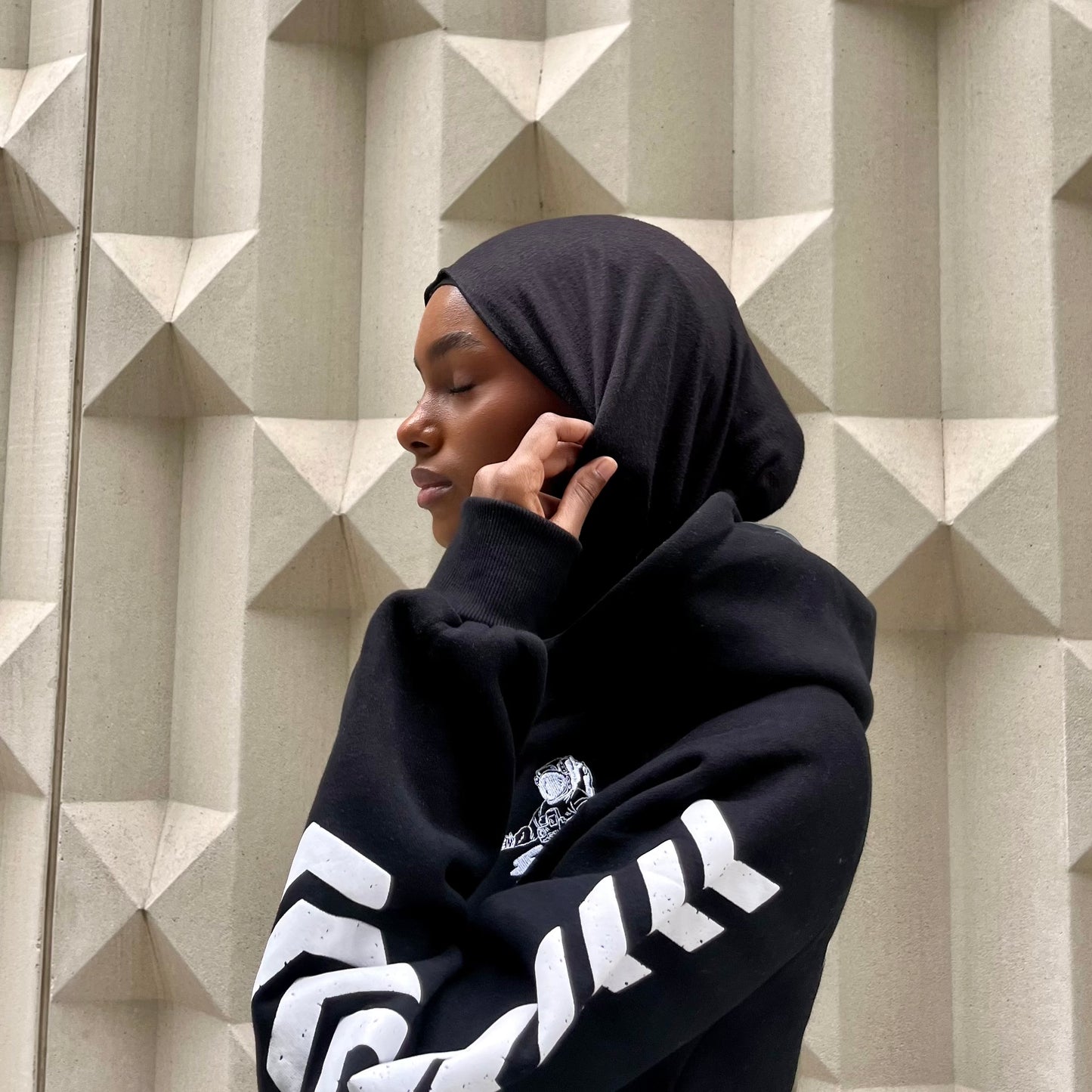 "Day Dreamer" Pullover