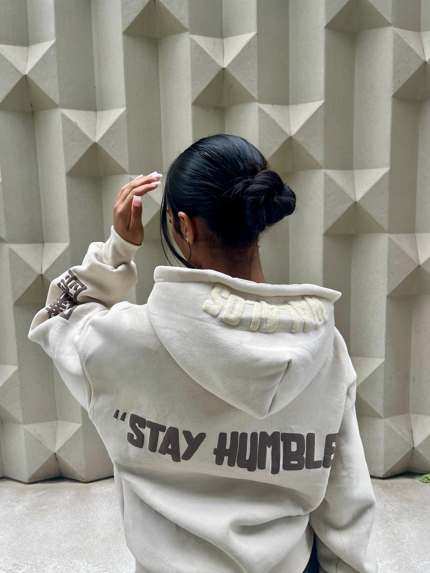 "Stay Humble" Cream/Brown Pullover